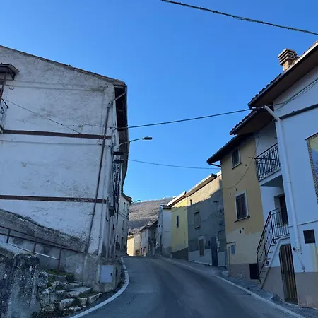 La Dama Bianca Apartament Casamaina